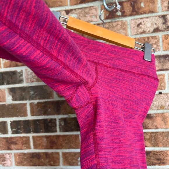 LULULEMON   * Wunder Under Crop II Diamond Jacquard Space Dye Bumble Berry Sz 4 - Picture 11 of 16